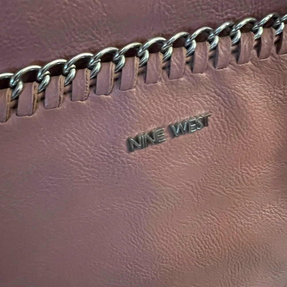 NINE WEST Classic Tote/Shoulder Bag Pink with Silver‎ Chain Detail 18